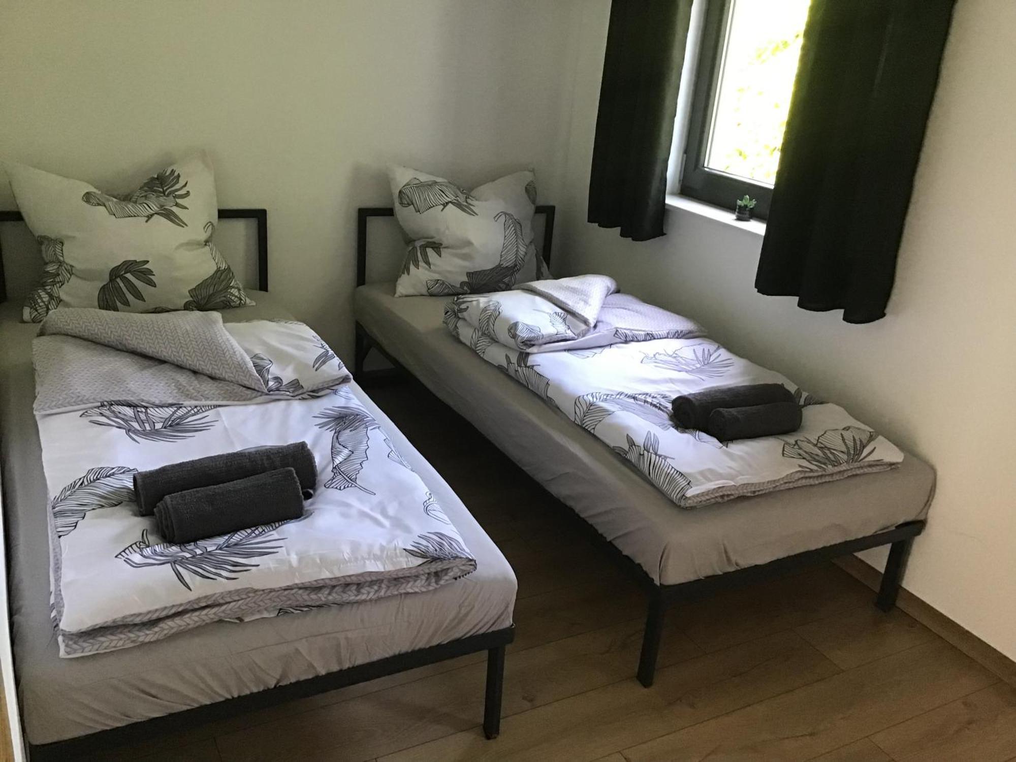 Szklane Domki Ińsko Exteriör bild